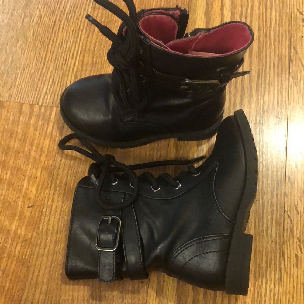 Black boots
